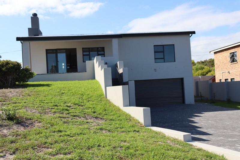 4 Bedroom Property for Sale in Pearly Beach Western Cape